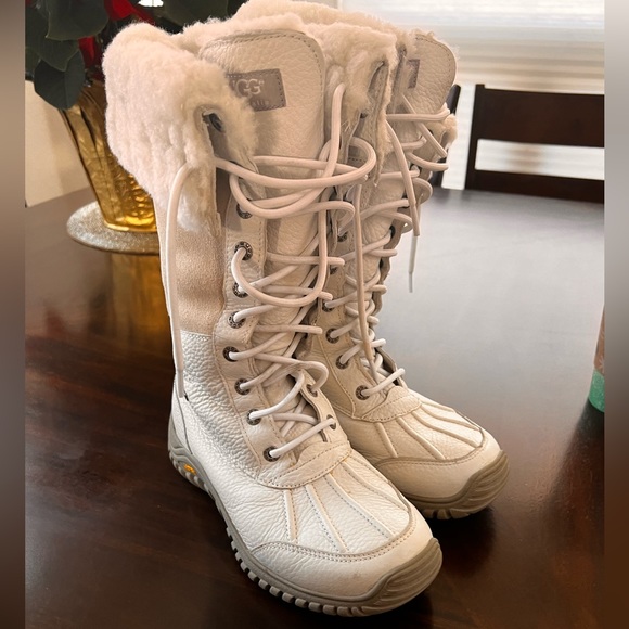 UGG Shoes - UGG shearling boots white 6.5